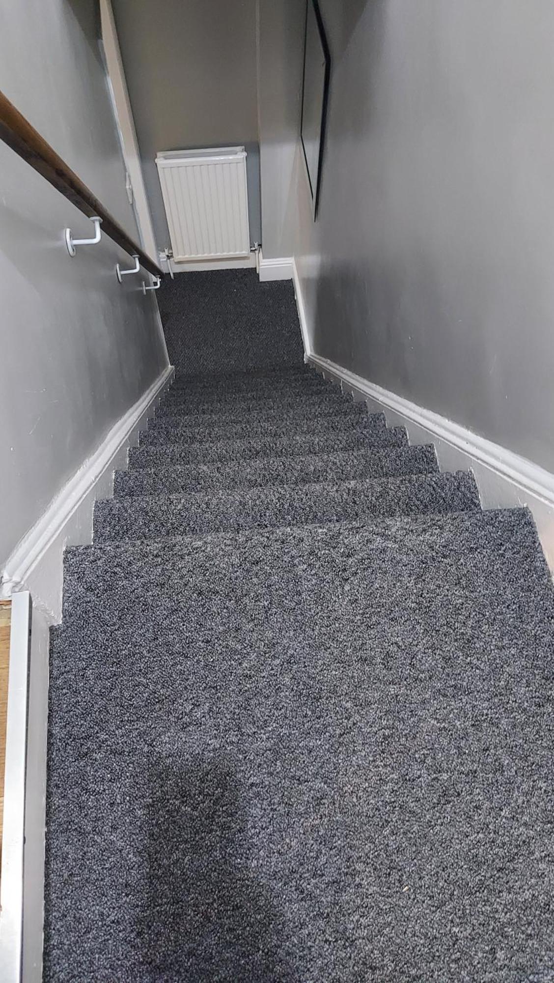 Hilltop Place Suites Near Meadowhall シェフィールド エクステリア 写真